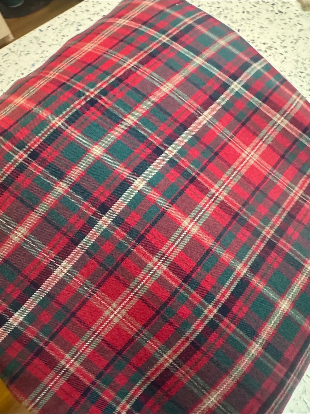 Pottery barn red tartan Plaid duvet Cover - Queen. New